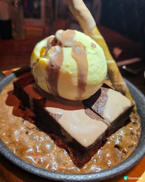 朱古力雪糕鐵板上