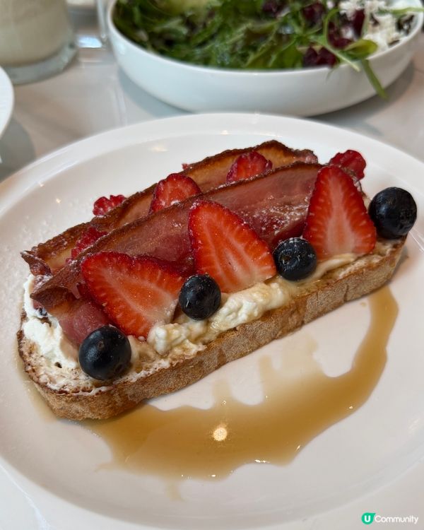 漫畫公仔進駐！落地玻璃精品咖啡店☕️😋