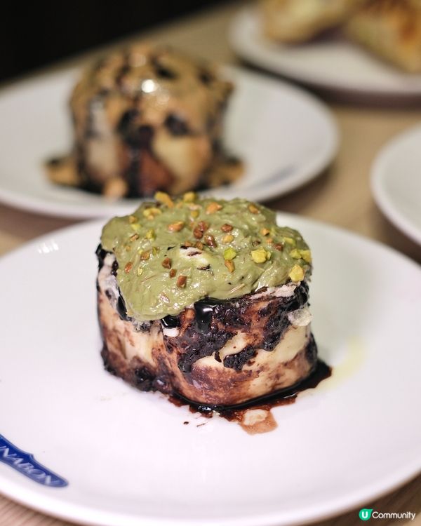 迷你肉桂卷🤤甜品控必試！推介杜拜朱古力開心果味！🍫