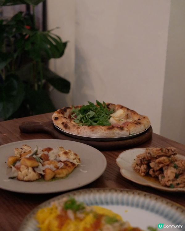 手工pizza木系cafe