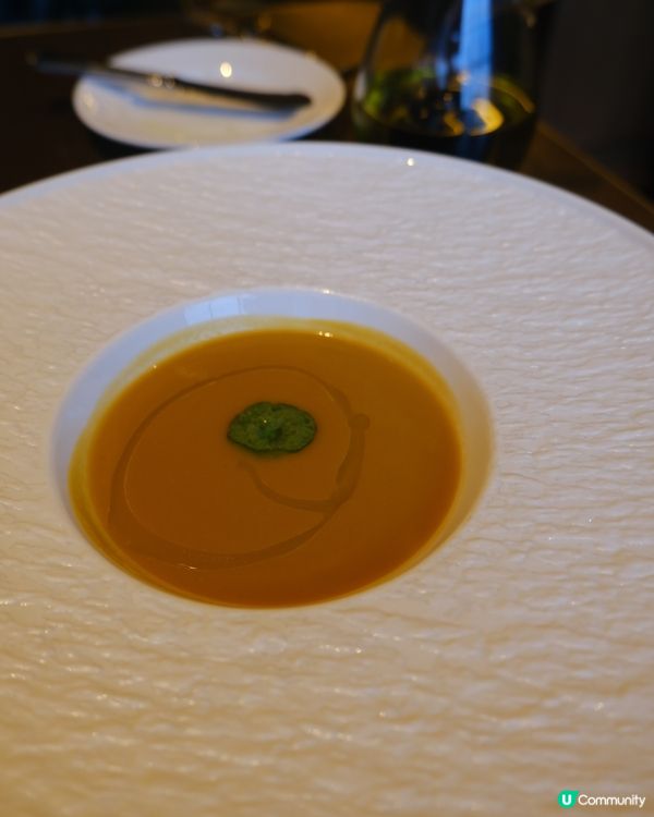 古典圖書風格打卡餐廳