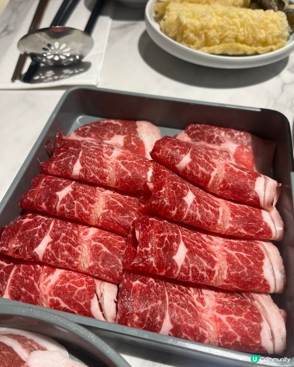 簡約台式火鍋！木系裝潢超Chill 🌿😋