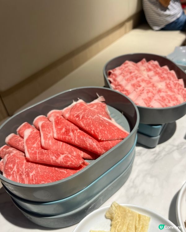 簡約台式火鍋！木系裝潢超Chill 🌿😋