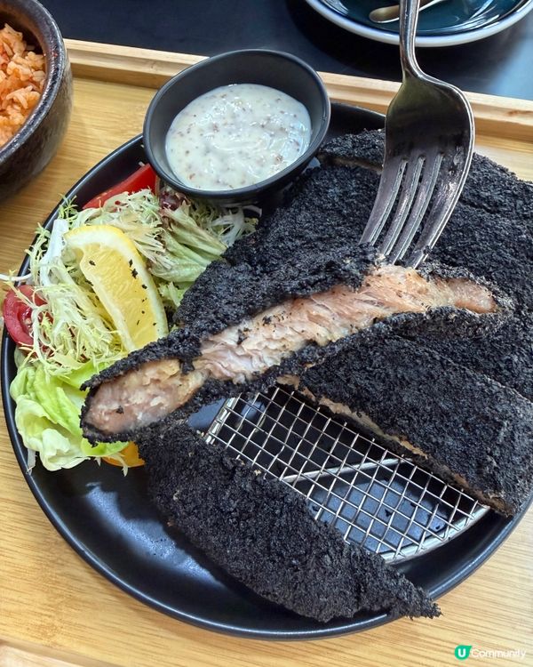 旺角型格咖啡店！捲捲意粉必試😋🍝