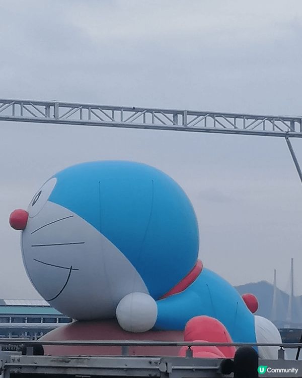 我最喜歡多拉A夢，有展覽一定支持。除左我之外，仲有很多人支持...