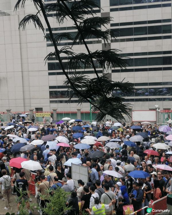我最喜歡多拉A夢，有展覽一定支持。除左我之外，仲有很多人支持...