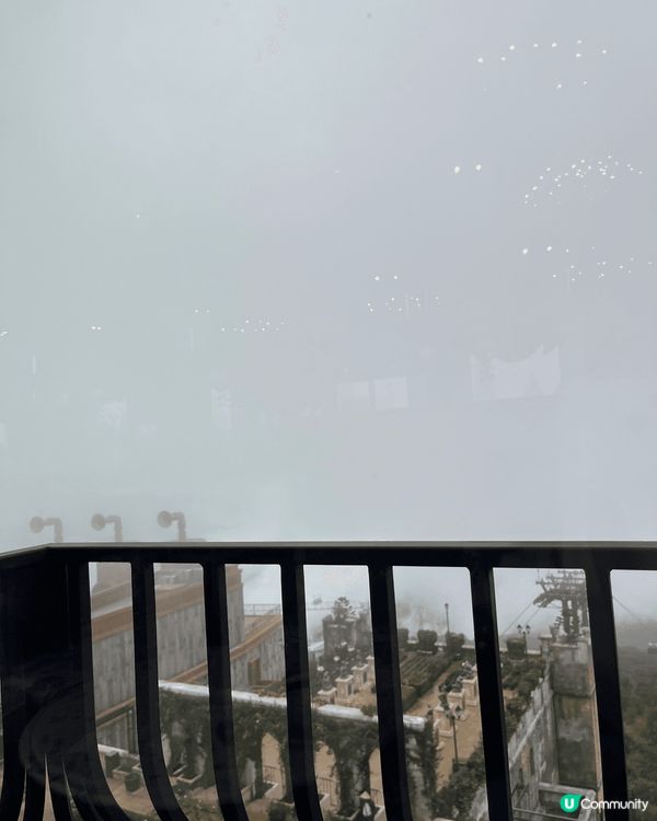 去越南飲越南咖啡是常識吧！到巴拿山遊覽是遇上不好的天氣時能進...