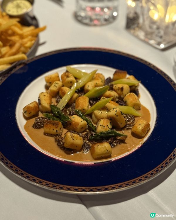 香港知名法國餐廳-Jean pierre 要好早預約先食到。...