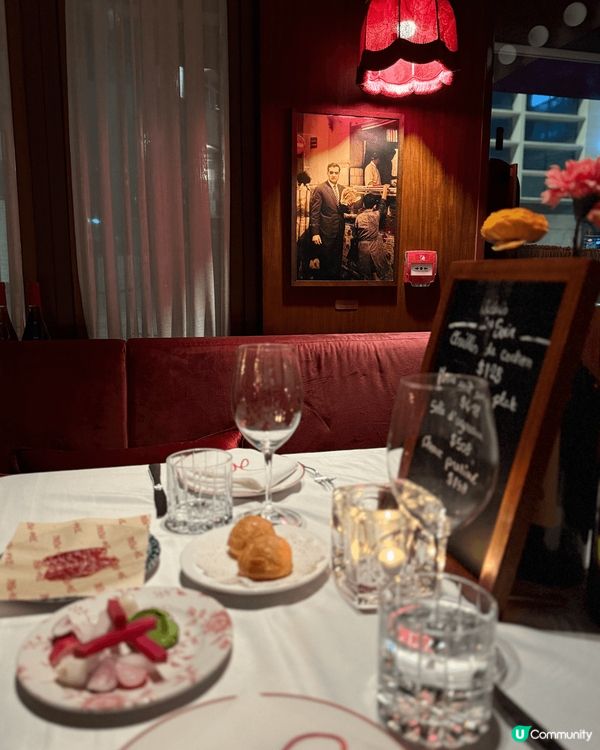 香港知名法國餐廳-Jean pierre 要好早預約先食到。...