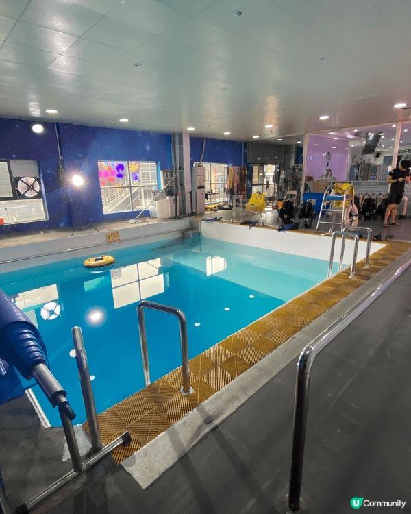 「MAY TOWN 超樂園」在南山蛇口，擁有9米深恆溫潛水池...