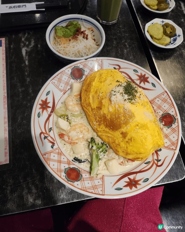 弘大AK Plaza 的日式煎蛋飯餐廳 能品嘗有特色和口感特...