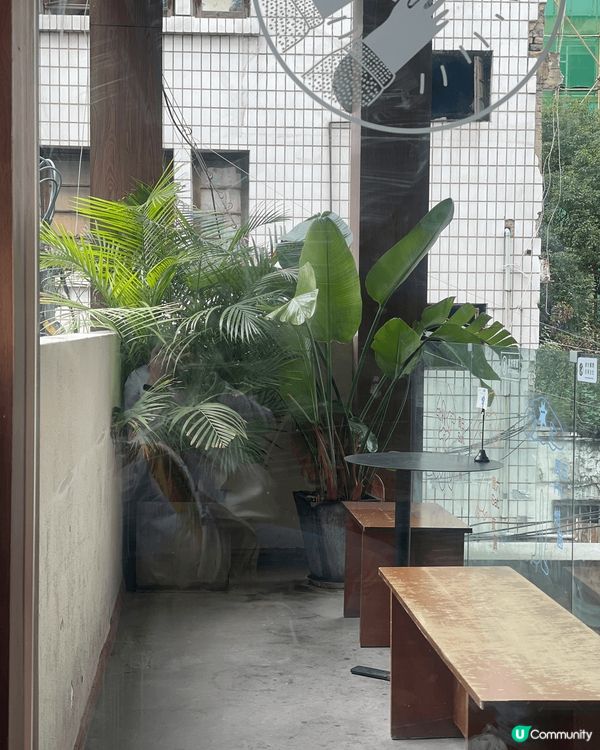 🌿SAAXII灑喜｜昆明小巷裡的三層綠意咖啡廳  📍雲南省昆...