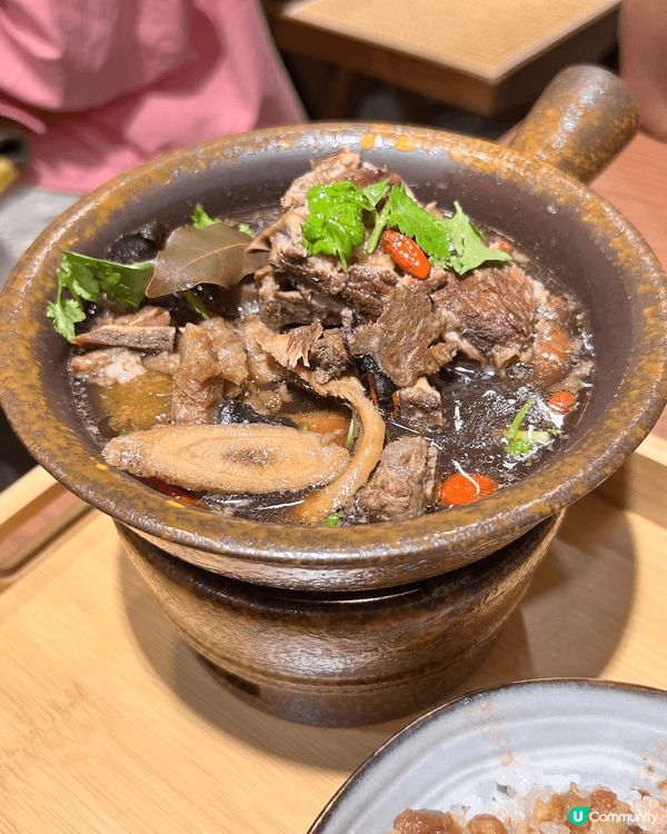 在這間精緻嘅台灣食店