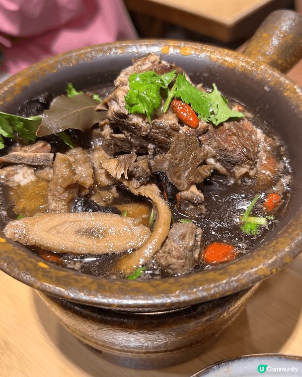 在這間精緻嘅台灣食店