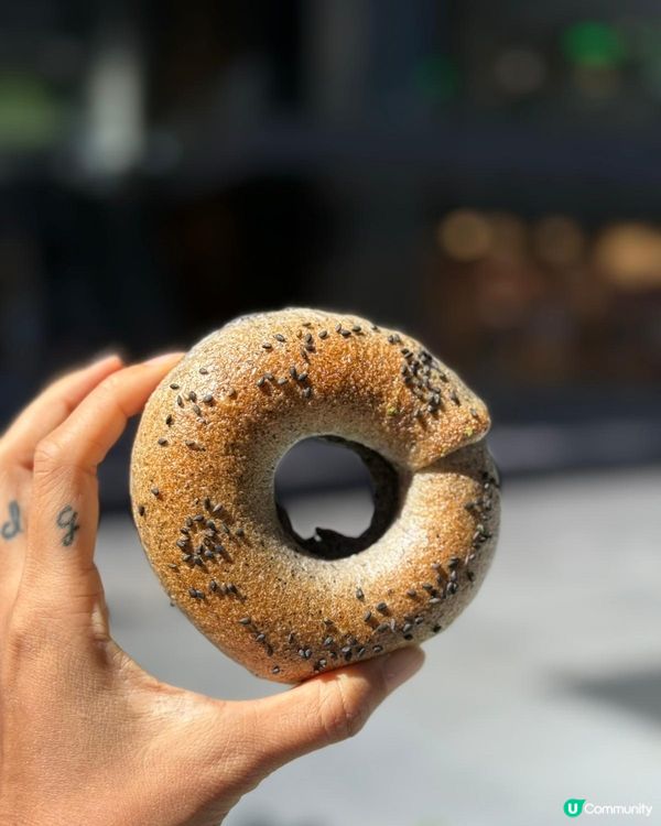 享樂烘焙分店限定開心果冬甩！同場加映煙韌黑芝麻擂沙Bagel
