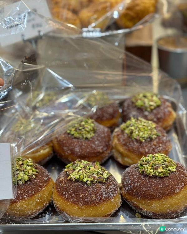 享樂烘焙分店限定開心果冬甩！同場加映煙韌黑芝麻擂沙Bagel