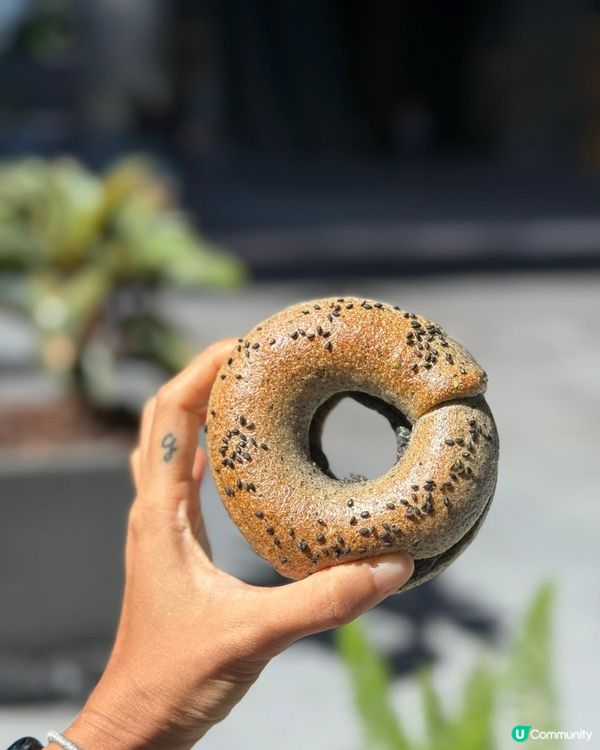 享樂烘焙分店限定開心果冬甩！同場加映煙韌黑芝麻擂沙Bagel