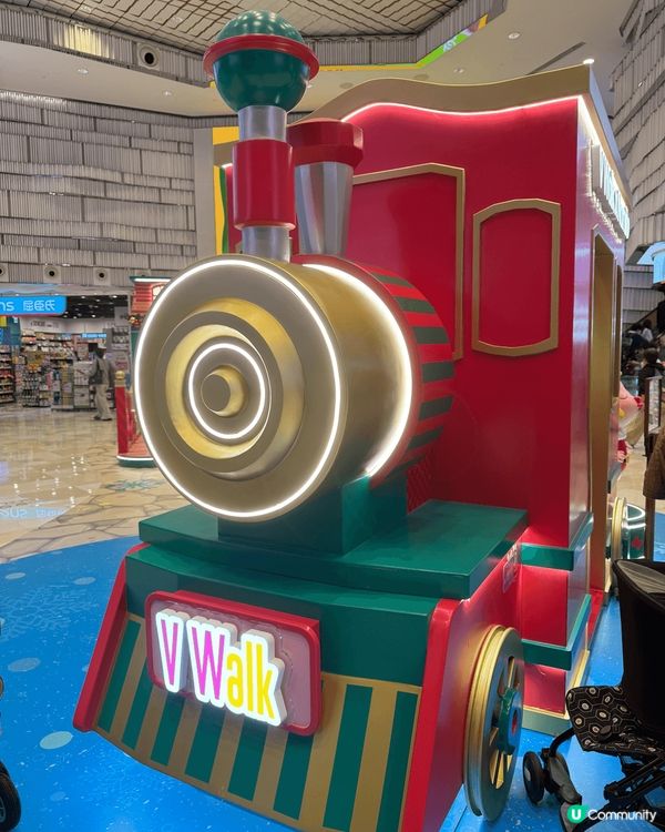 又係辣媽好介紹！聖誕節外出打咭，今次嚟咗 V Walk!