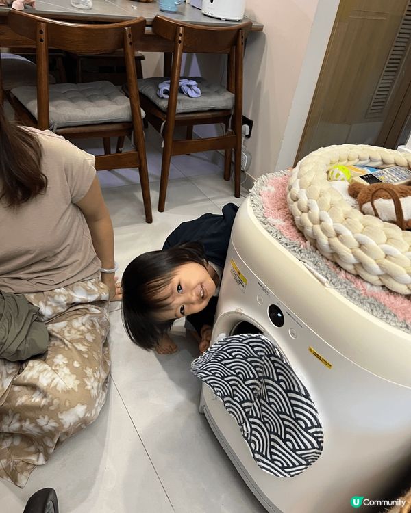 我人仔細細好有fashion sense嫁，知道靚靚嘅衫係最...