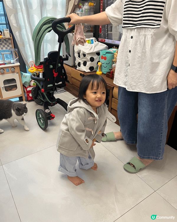 我人仔細細好有fashion sense嫁，知道靚靚嘅衫係最...