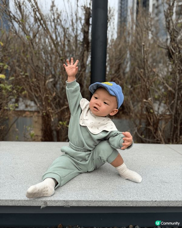 最喜歡與寶寶去不同地方探索、遊玩，一起經歷他的第一次，例如野...