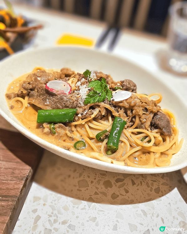 最近去咗 Terrace in seaside，韓式豬手加上...