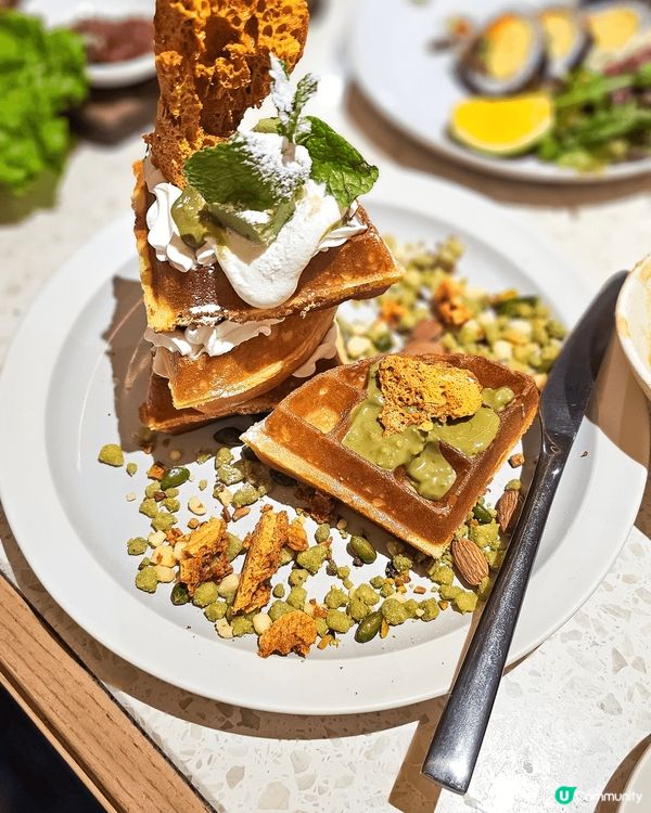 最近去咗 Terrace in seaside，韓式豬手加上...