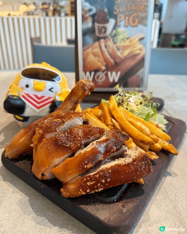聖誕可以考慮下黎WOW Cafe❤️ 焗乳豬好大份勁香香，心...