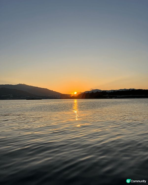 位於大埔三門仔的魚排，隨了可以享受寧靜的環境釣魚之外，吹吹海...