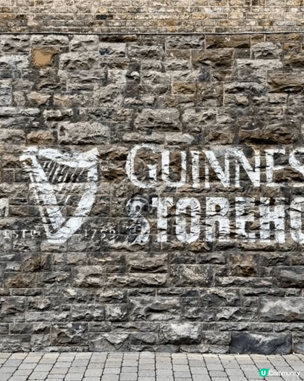 健力士啤酒廠聖誕特別飲品，清純又苦澀，好有特別味道。 東京