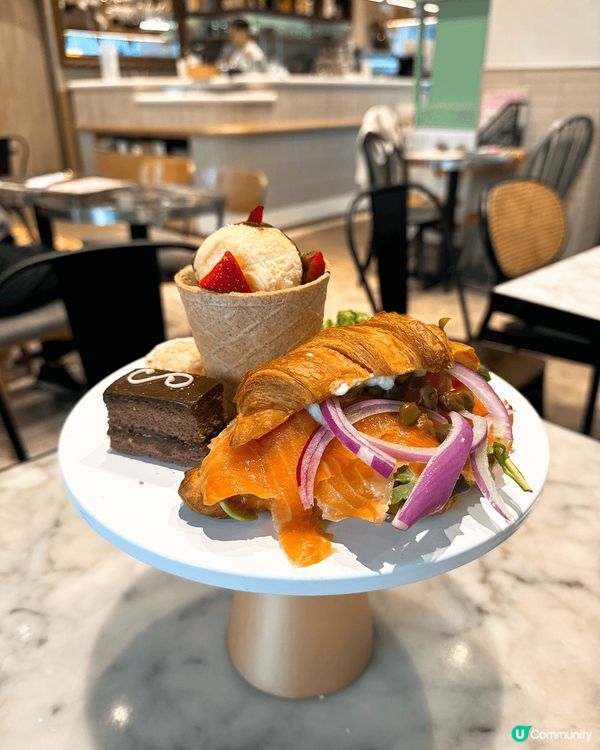 新推出嘅afternoon tea終於係一個人都可以食到啦✨...