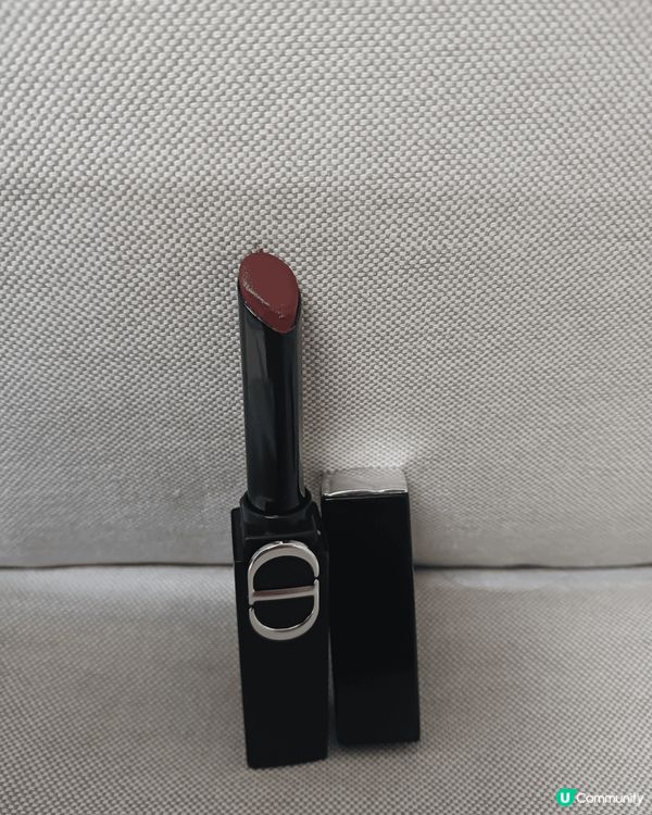 新出的ROUGE DIOR  ON3 STAGE 496色號...