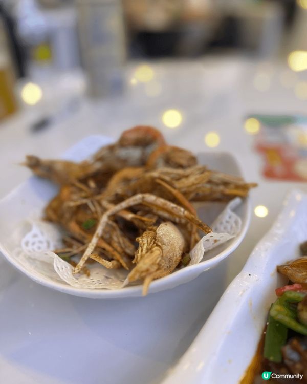 位置於深圳華強北，兩個人嘅價錢只係需要260$釣完啲坑，佢會...