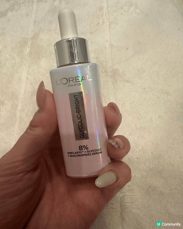 L’Oréal Paris 的兩款護膚產品，分別是 Glyc...