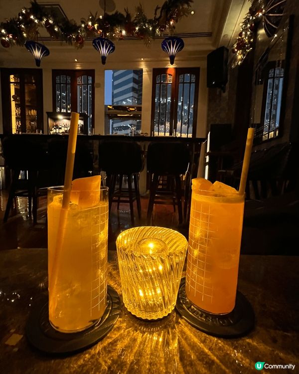 Great cocktails at Lobster Bar...