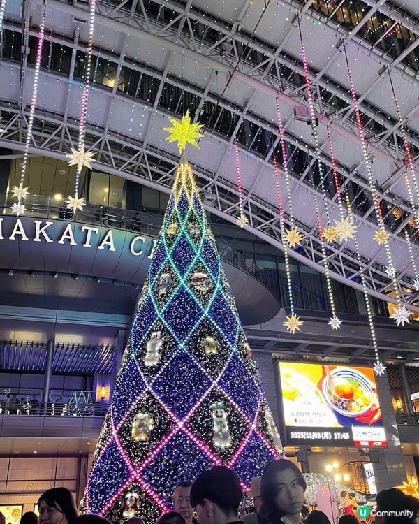 福岡天神既燈色已經亮燈，真係好靚好值得去