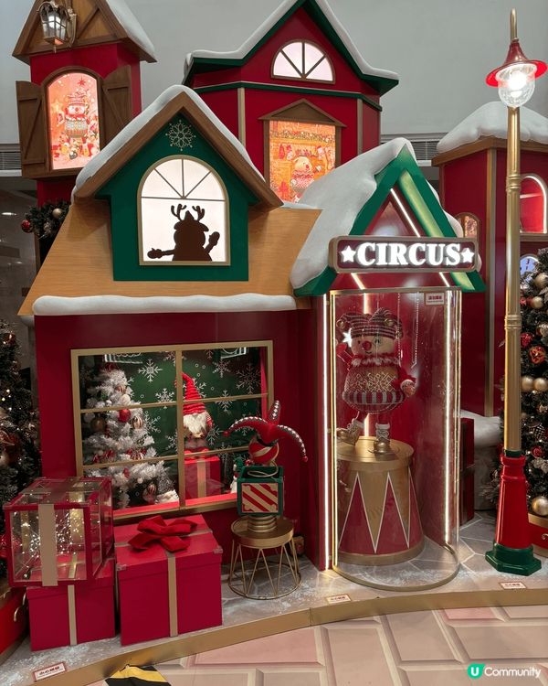 聖誕節要去商場睇聖誕燈飾，影靚相，又可以食得豐富一點，慰勞一...