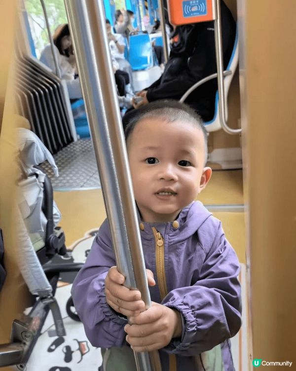 適逢天氣轉涼，帶小朋友北上廣州秋遊，打卡廣州熊貓主題1號有軌...