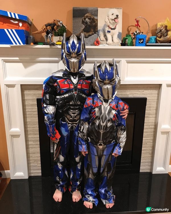 第一次帶兩個小朋友去公園賞花，佢哋第一次見到蒲公英，好奇吹散...