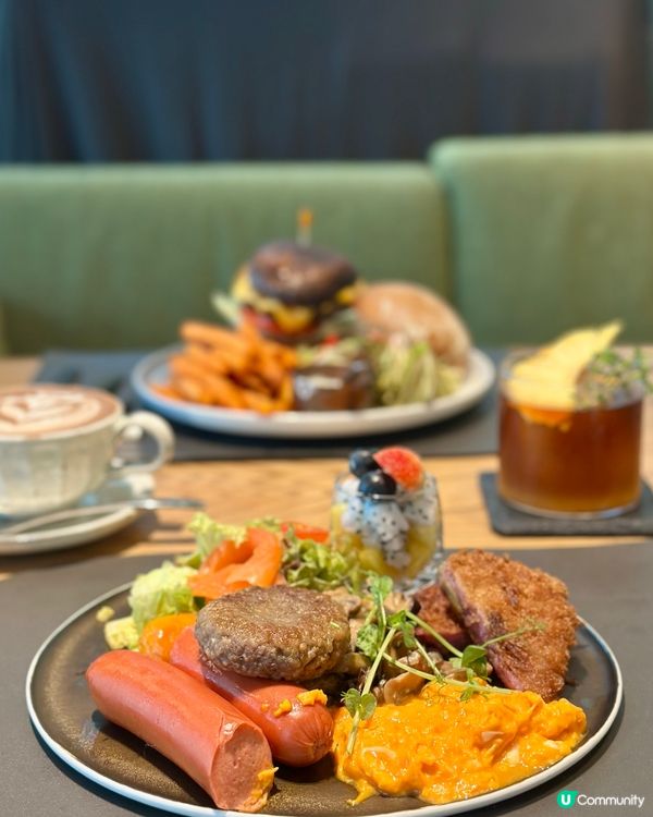 delish kitchen by ALOT 