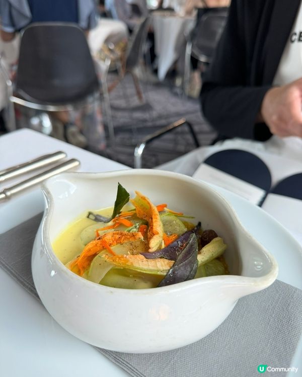 巴黎塞納河浪漫遊船！🇫🇷✨ 奢華美食之旅！