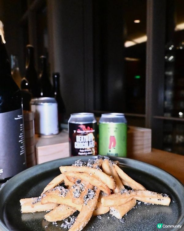 啤酒節美食🤤！松露薯條配手工啤，正到爆！🌃🍻