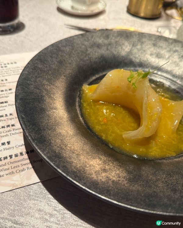 親眼睇！落地玻璃窗前享受蟹宴美景，打卡無敵靚！