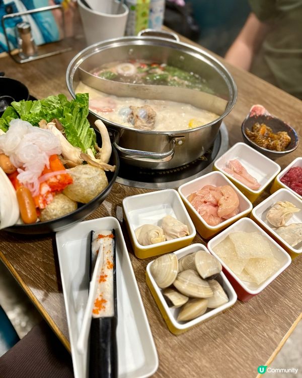 旺角無限時雞煲、火鍋放題👍