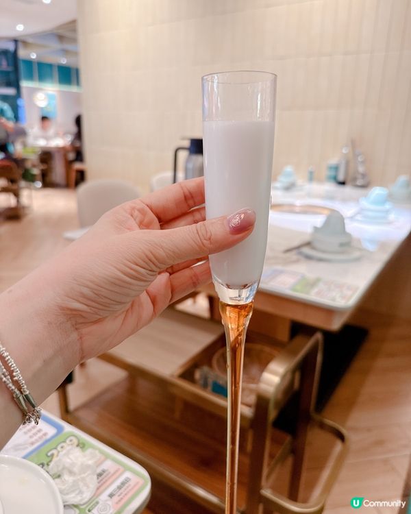 深圳吃清甜珍珠馬蹄椰子雞煲| 必吃臘味芋頭煲仔飯