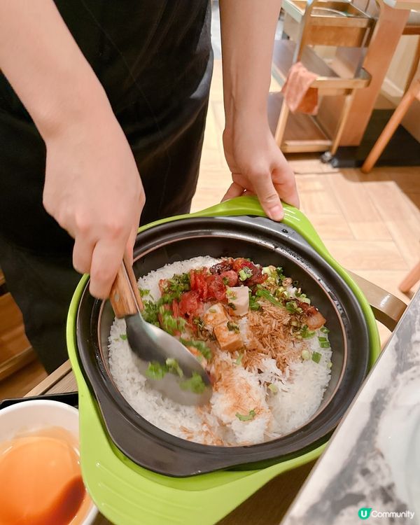 深圳吃清甜珍珠馬蹄椰子雞煲| 必吃臘味芋頭煲仔飯