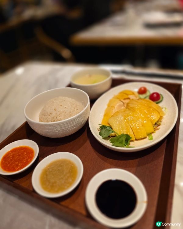 黑醬油炒蘿蔔糕😋海南雞飯正！🤤