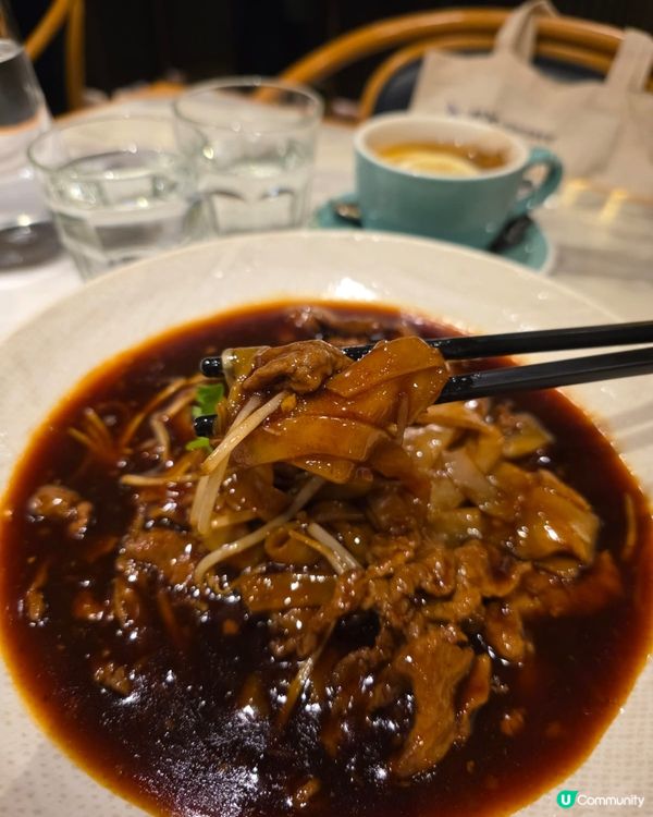 黑醬油炒蘿蔔糕😋海南雞飯正！🤤