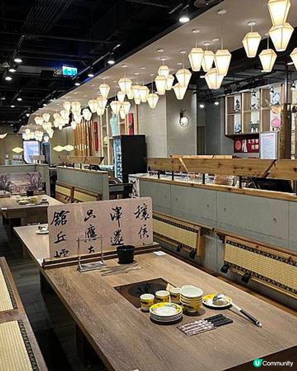 台灣高雄｜問鼎・皇上吉祥宮廷火鍋，人均1688和牛吃到飽套餐，東石直送海鮮超美味！南台灣唯一分店就在高雄義享天地！