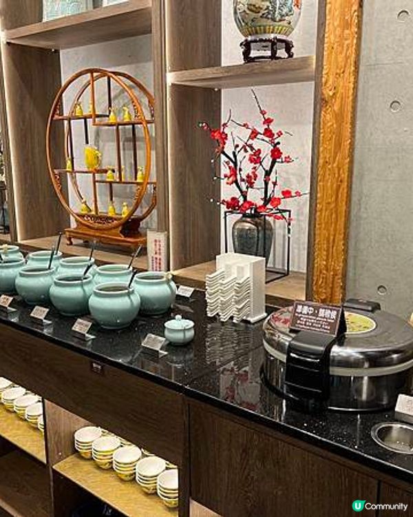 台灣高雄｜問鼎・皇上吉祥宮廷火鍋，人均1688和牛吃到飽套餐，東石直送海鮮超美味！南台灣唯一分店就在高雄義享天地！